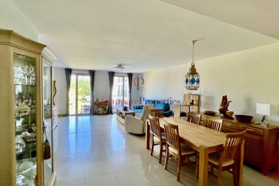 Sale - Apartment - Jalon Valley - Ciudad