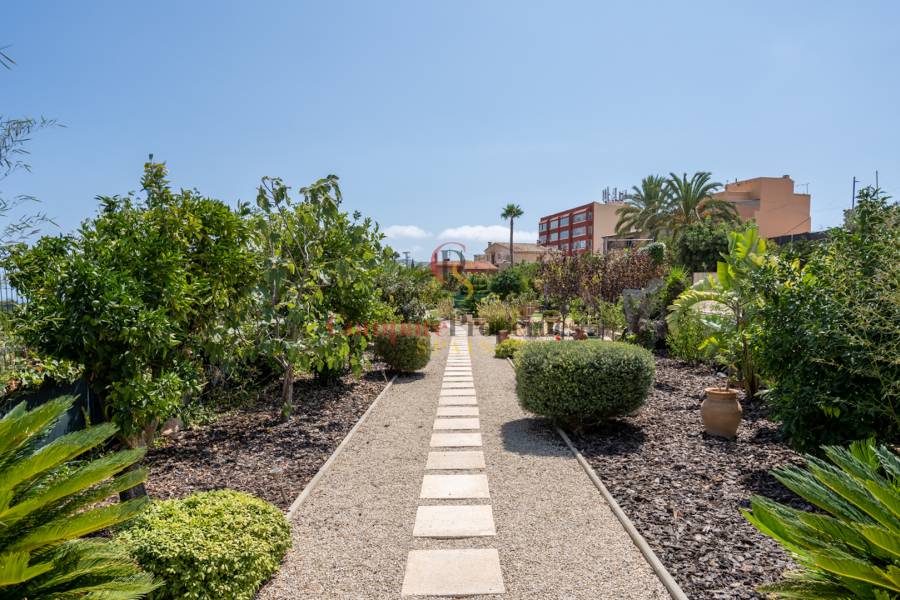 Sale - Villa - Alfaz Del Pi - Alfaz del Pi