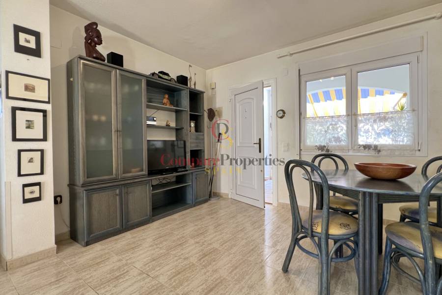 Sale - Villa - El Vergel - 