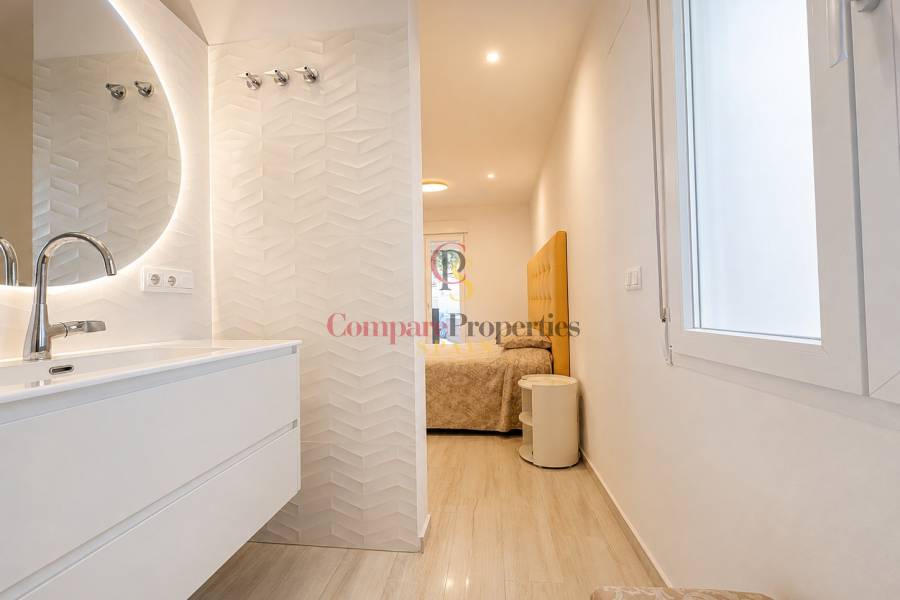 Sale - Villa -  - Casco Urbano