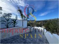 Verkoop - Villa - Calpe - Empedrola