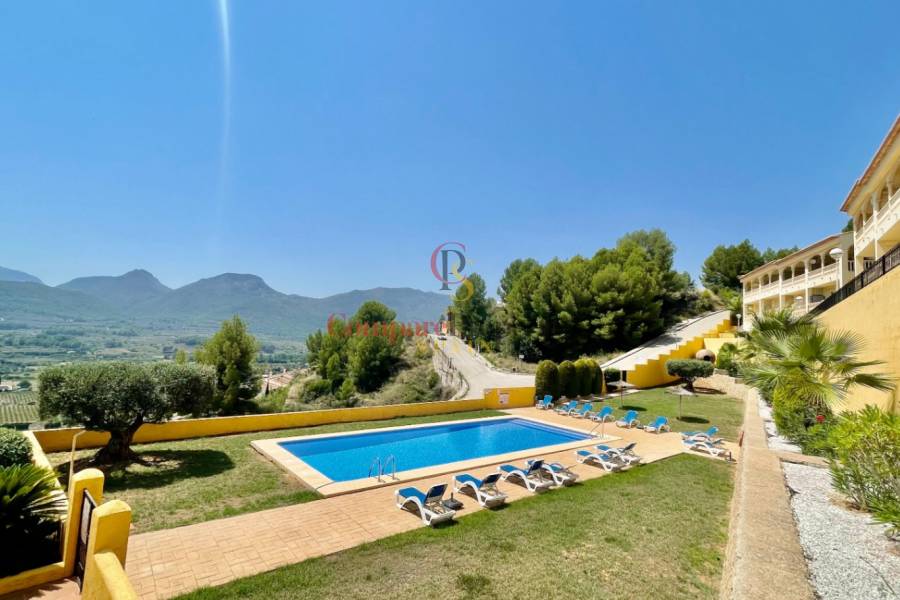 Sale - Townhouses - Jalon Valley - Urbanización