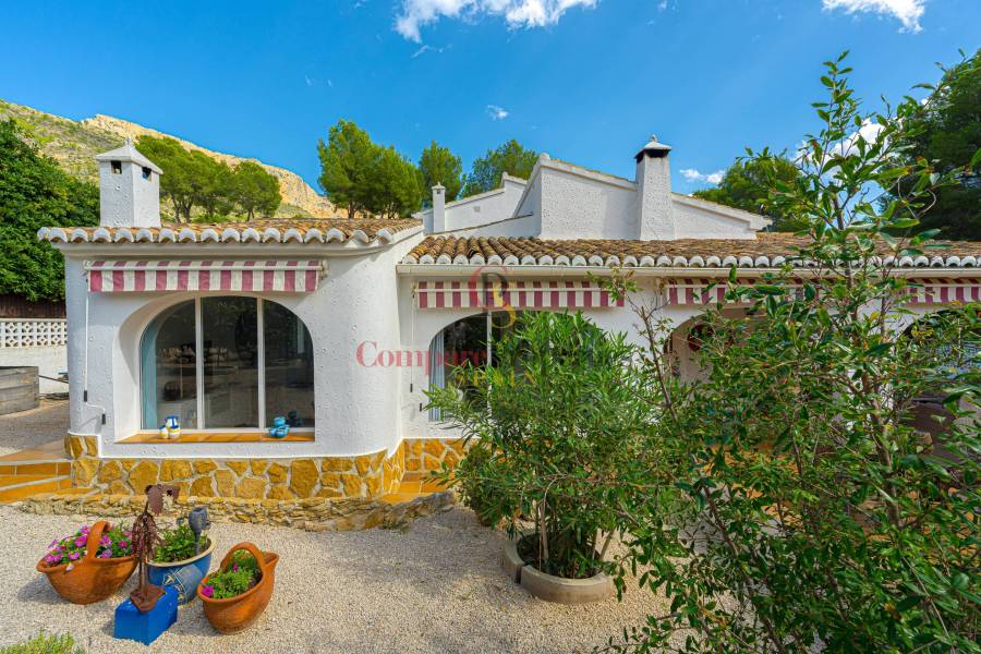 Sale - Villa - Dénia - La Xara - La Sella - Jesús Pobre