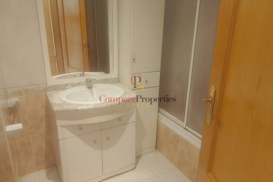 Sale - Apartment - Oliva - 