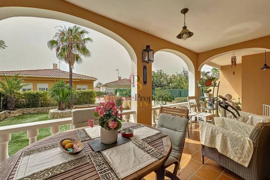 Sale - Semi-Detached Villa - La Nucia - Barranco Hondo