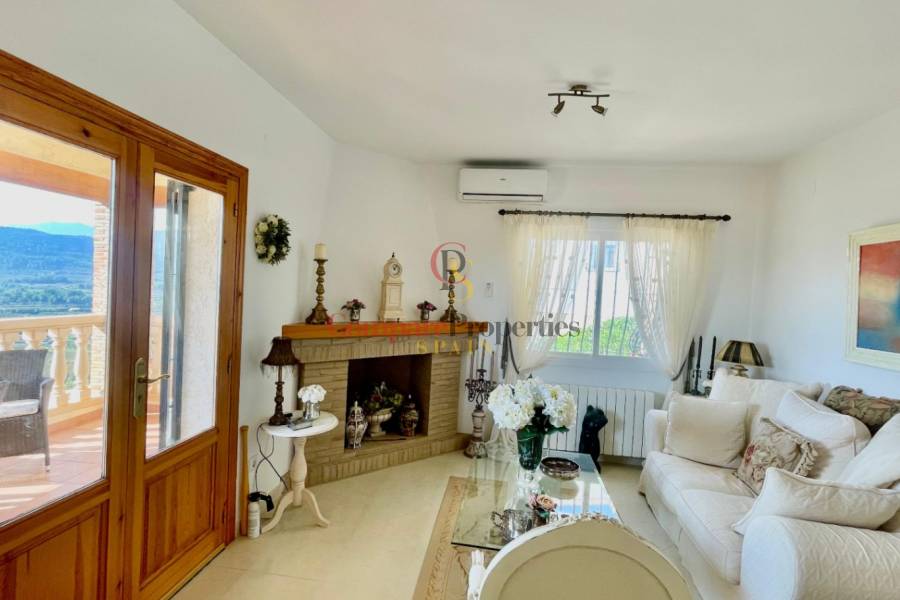 Sale - Villa - Jalon Valley - Valley / Urbanización