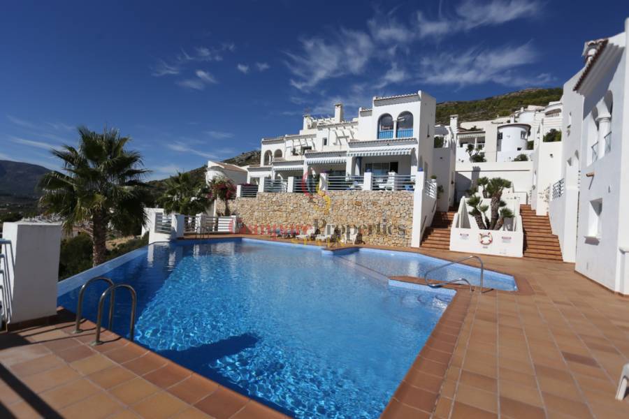 Sale - Townhouses - Jalon Valley - Valley / Urbanización