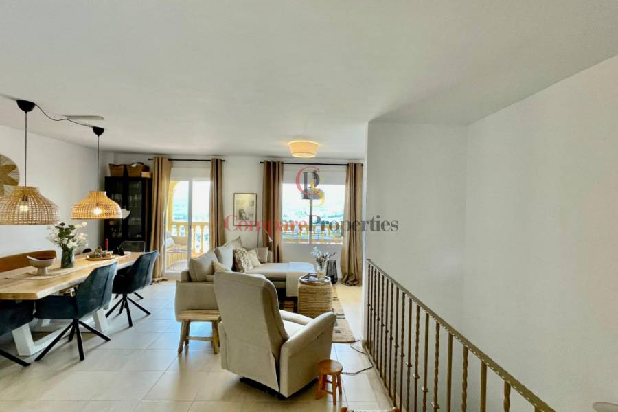 Sale - Townhouses - Jalon Valley - Urbanización