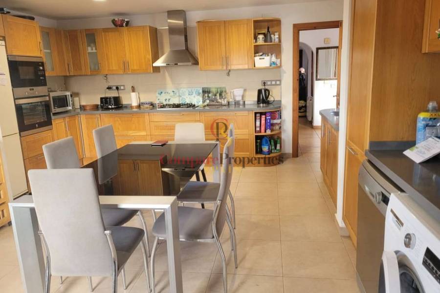 Sale - Villa - Jávea