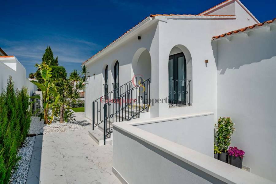 Sale - Villa - Calpe