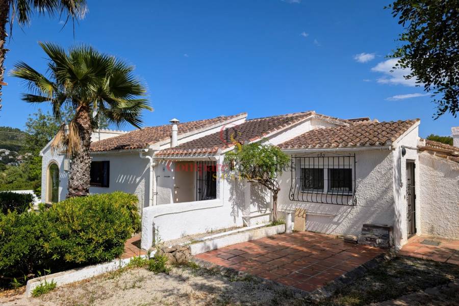 Verkauf - Villa - Jávea - La Lluca
