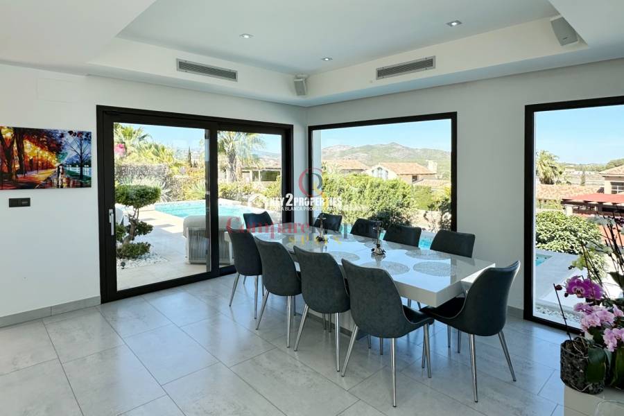 Venta - Villa - Jávea