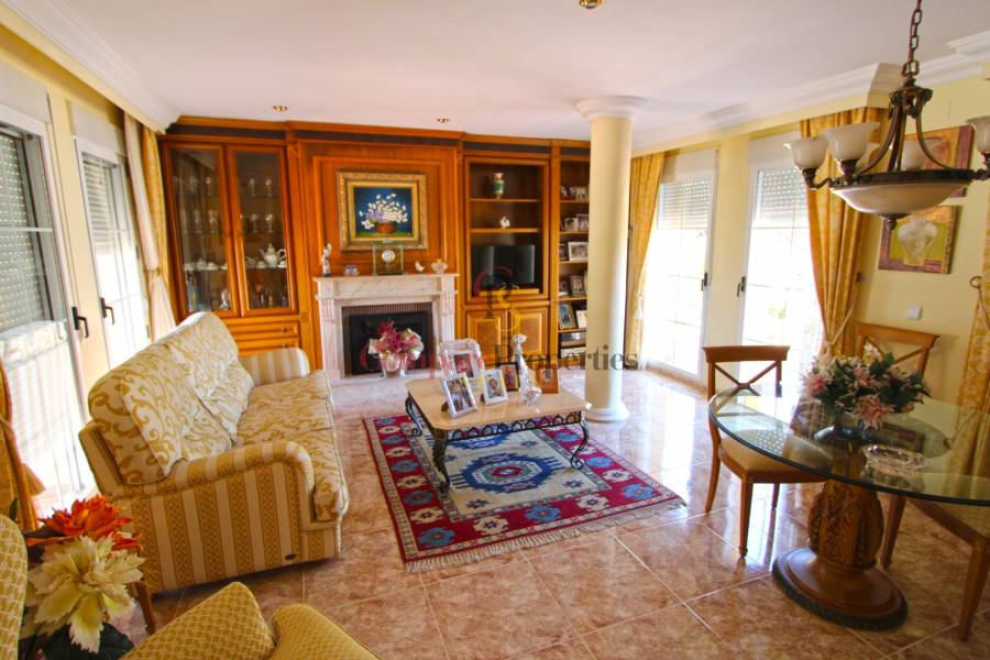 Verkoop - Villa - Orba Valley - Orba