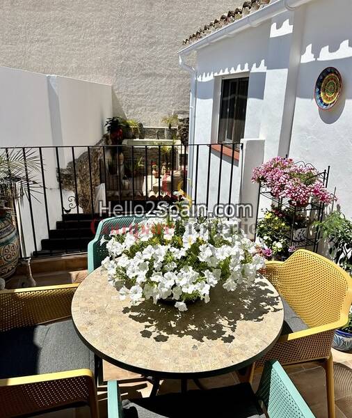 Sale - Townhouses - Forna