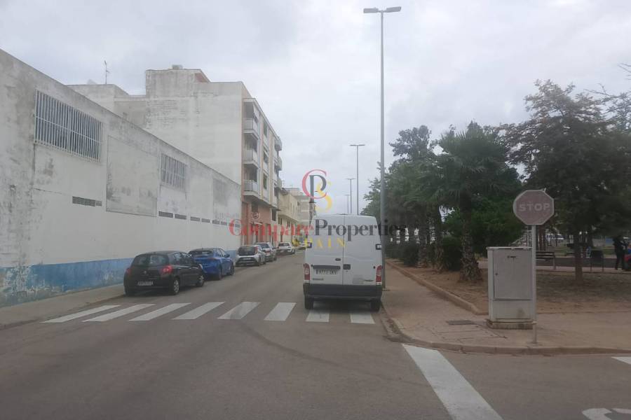 Sale - Apartment - Oliva - 