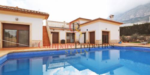 Villa - Sale - Dénia - Montgo