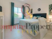 Venta - Villa - Albir