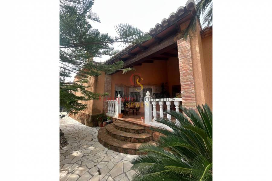 Sale - Apartment - Ador - 