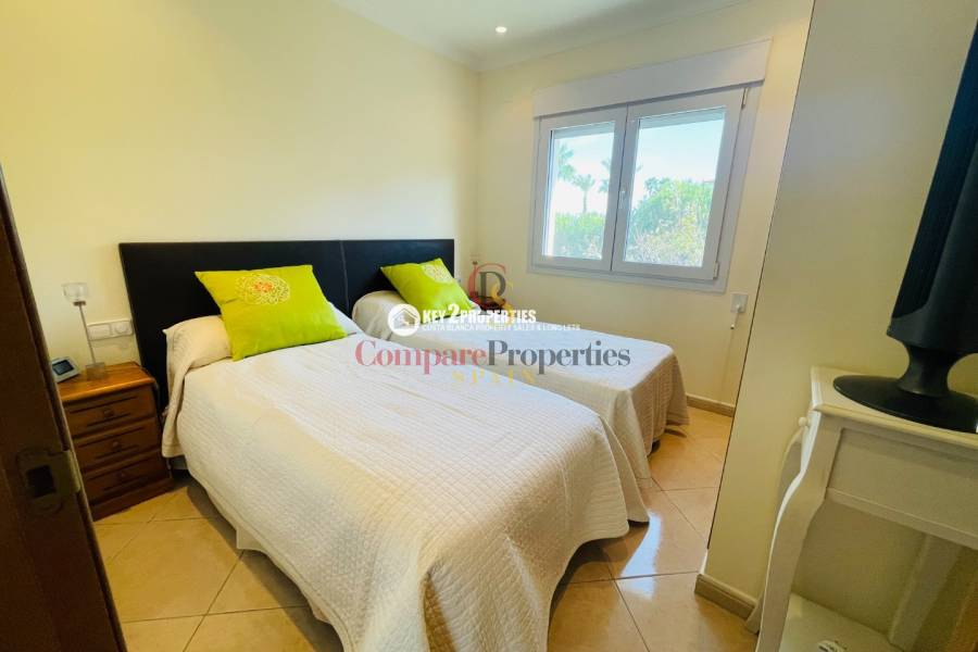 Sale - Villa - Jávea