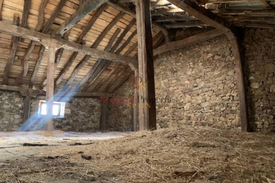 Sale - Apartment - La Pernía