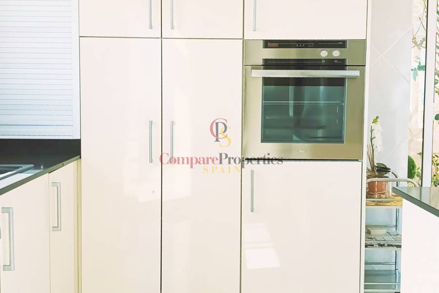 Venta - Villa - Dénia