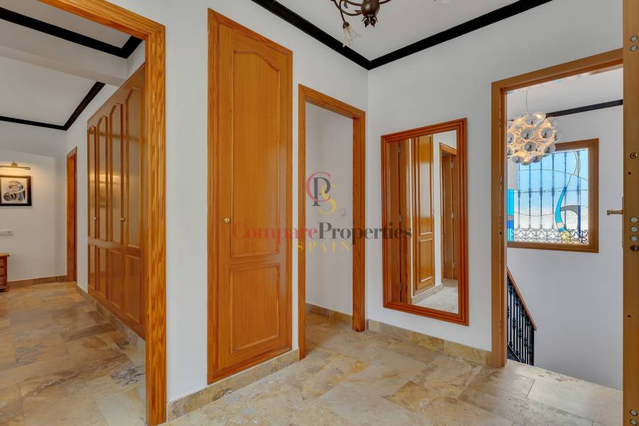 Verkauf - Villa - Orba Valley - 