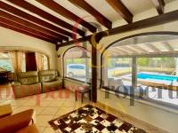 Sale - Villa - Jalon Valley - Campo