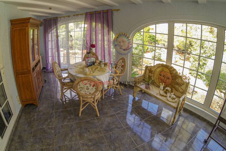 Sale - Villa - Dénia