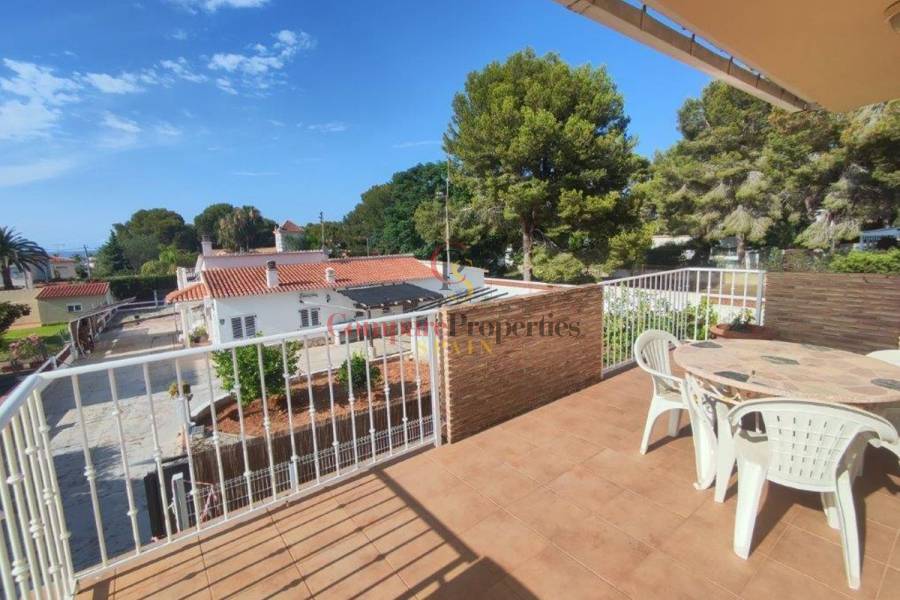 Sale - Villa - Dénia - Las Rotas