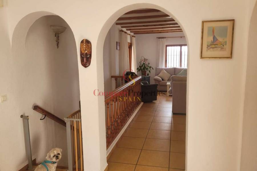 Sale - Villa - Jávea