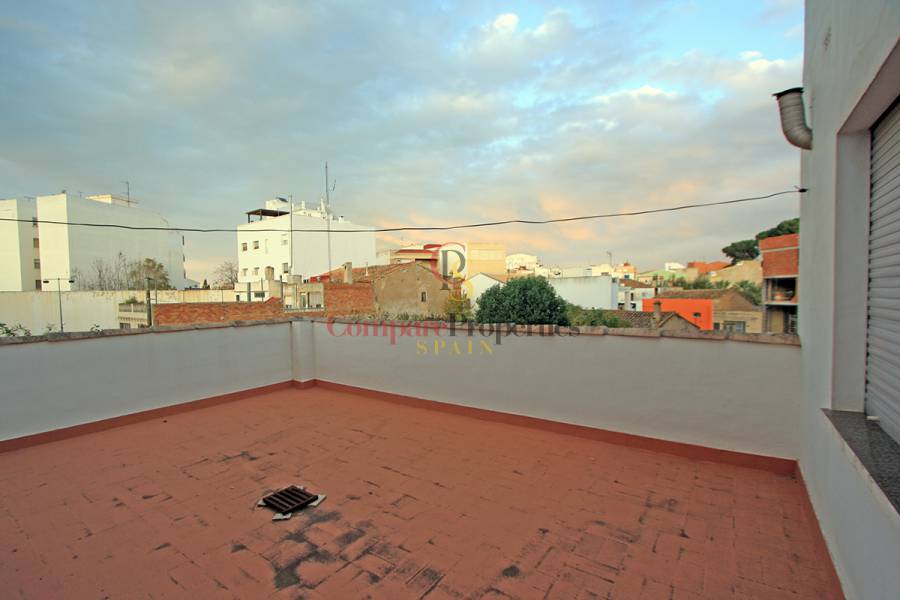 Verkoop - Semi-Detached Villa - Ondara - Casco urbano
