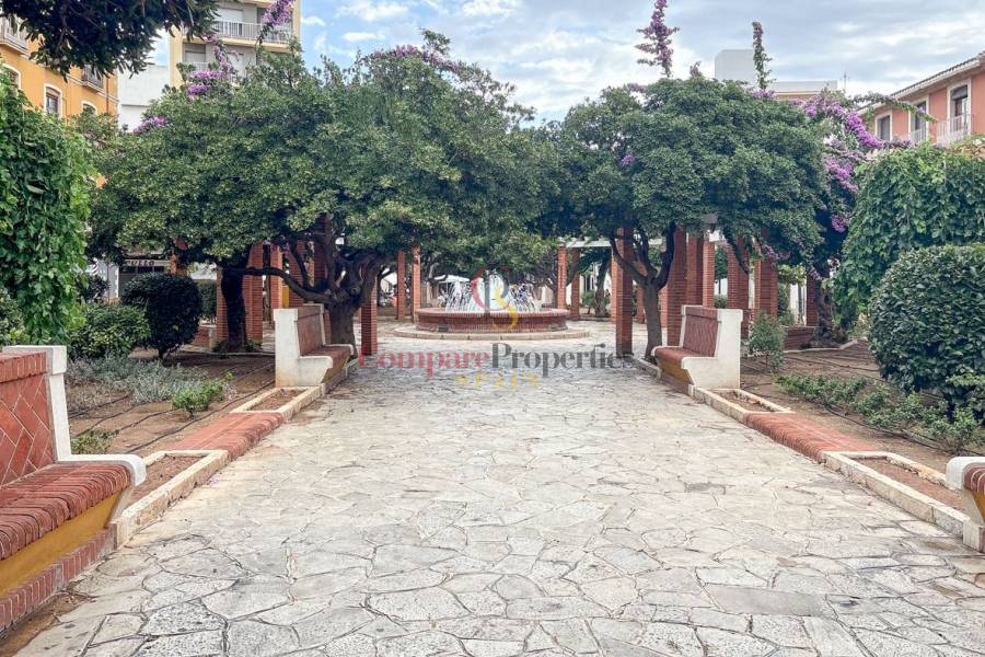 Sale - Apartment - Dénia - Centro