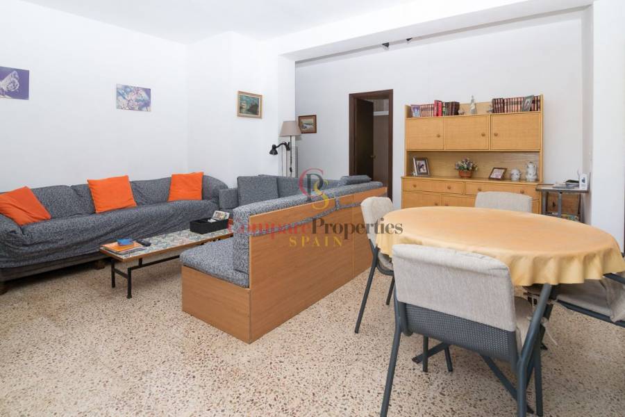 Sale - Villa - Dénia