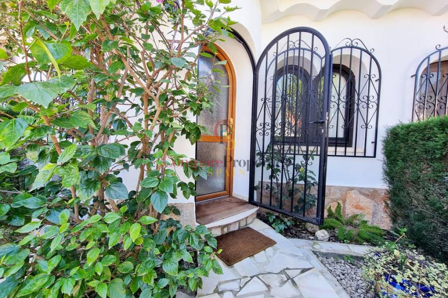 Sale - Apartment - Dénia - 