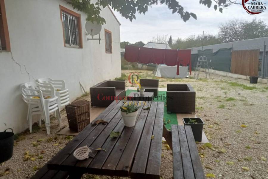 Sale - Apartment - Llutxent