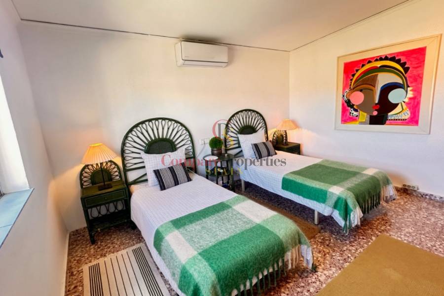 Sale - Villa - Dénia - Las Rotas