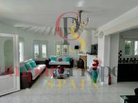 Sale - Villa - Jalon Valley - Valley / Urbanización