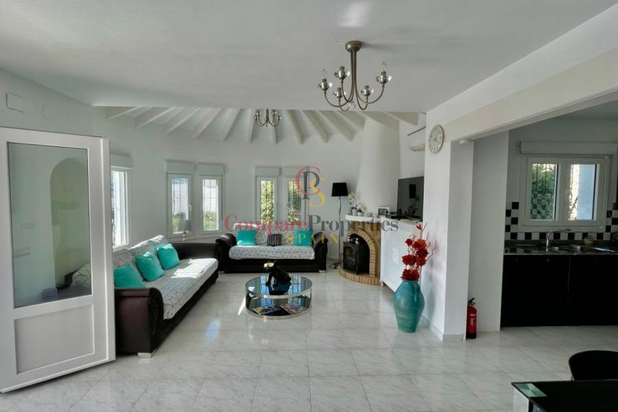 Sale - Villa - Jalon Valley - Valley / Urbanización