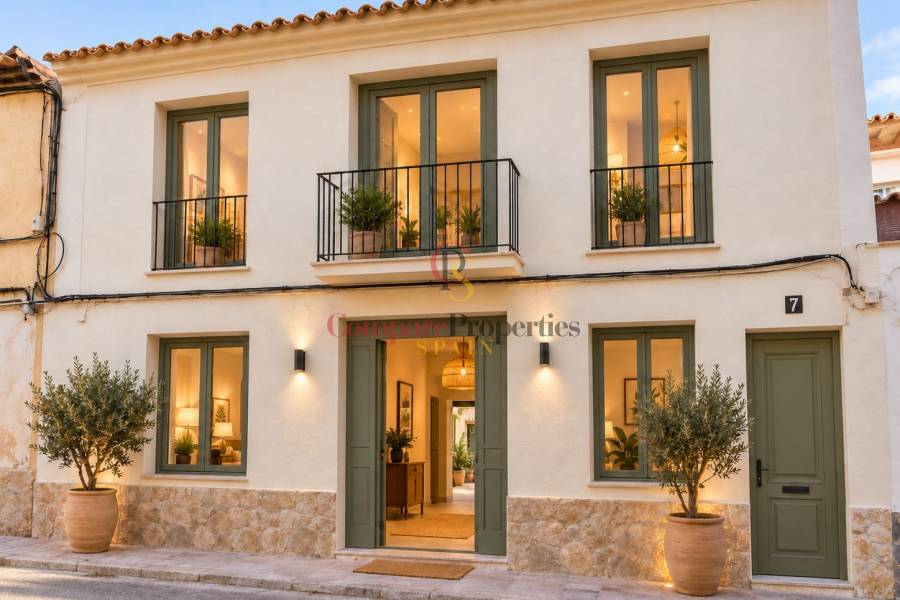 Sale - Townhouses - Dénia - 