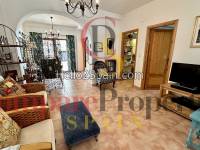 Sale - Townhouses - Forna