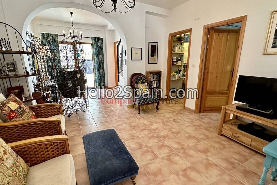 Sale - Townhouses - Forna