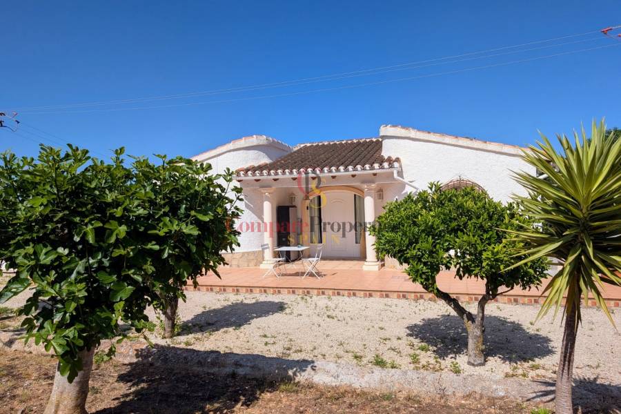 Verkauf - Villa - Jávea - La Lluca