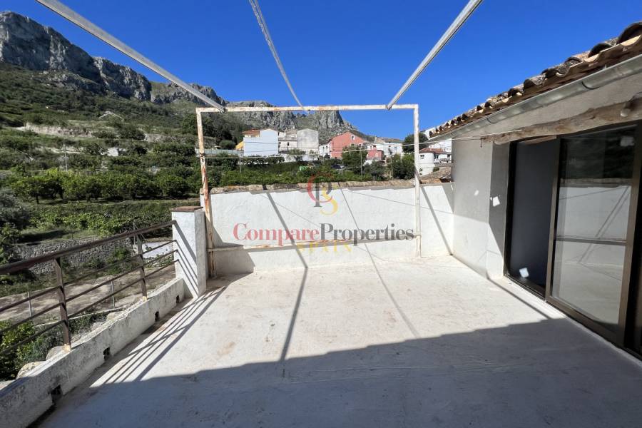 Venta - Villa - La Vall de Gallinera - Benisiva