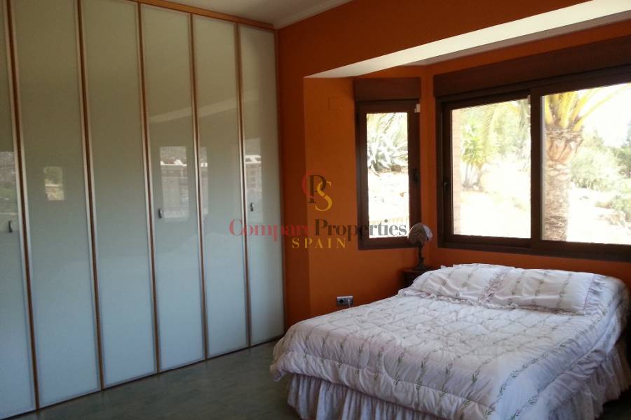 Sale - Villa - Pedreguer
