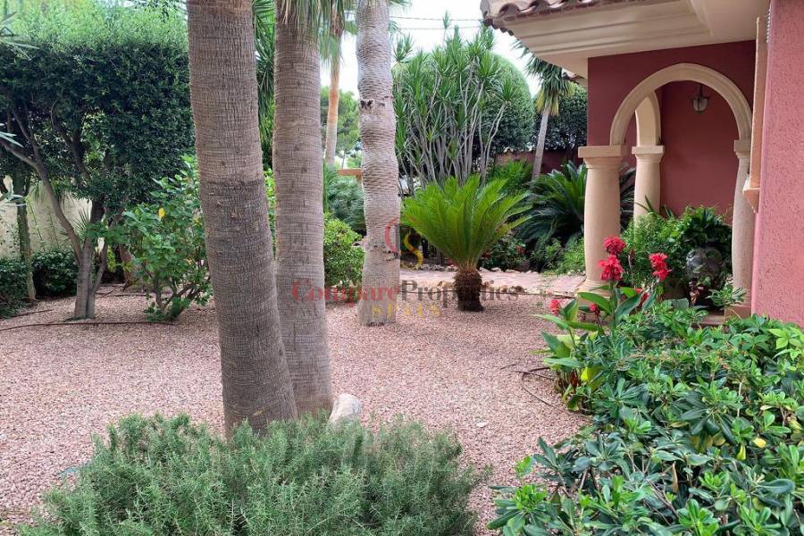 Sale - Villa - Altea - Altea la Vieja
