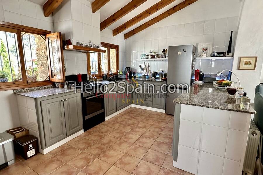 Sale - Townhouses - Forna
