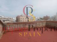 Sale - Apartment - Oliva - 