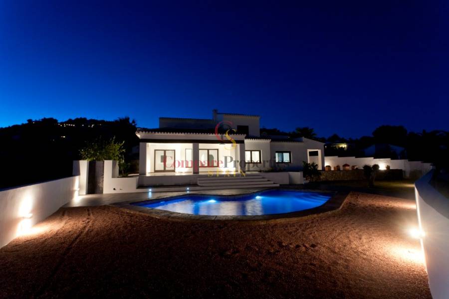 Sale - Villa - Moraira