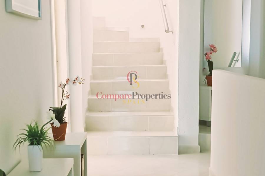 Venta - Villa - Dénia