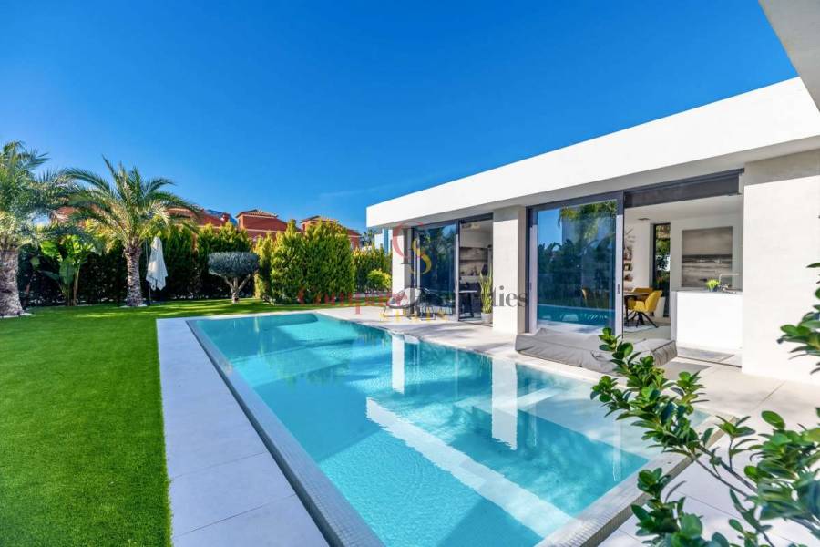 Sale - Villa - Calpe